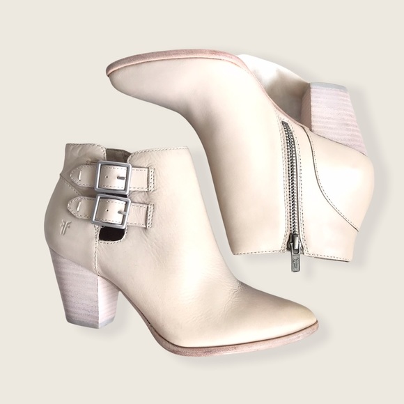 Frye Jennifer Ivory Chic Belted Shootie/Ankle Boot - Picture 6 of 16